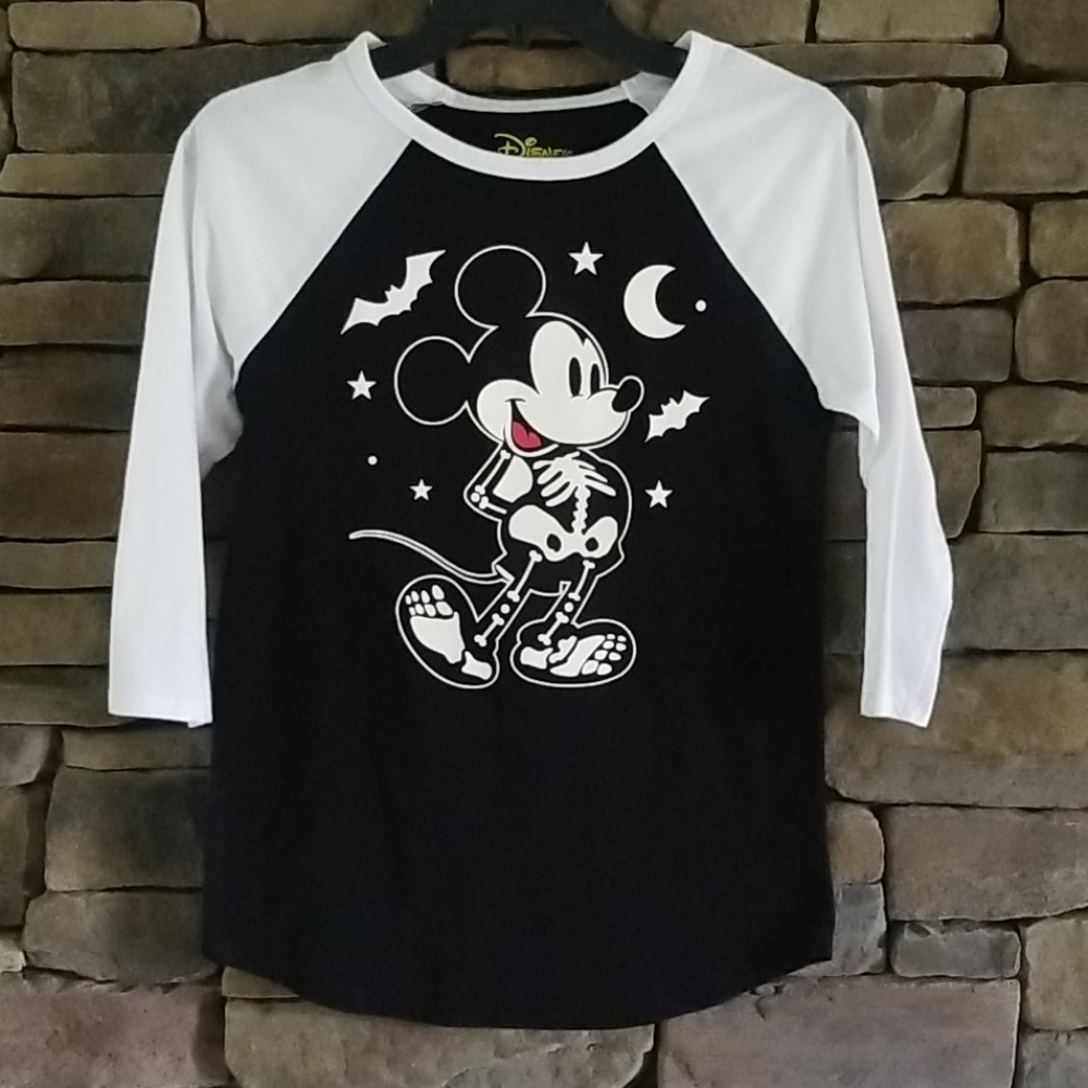 Disney Mickey Glow in the Dark Women's Raglan Tee. NEW